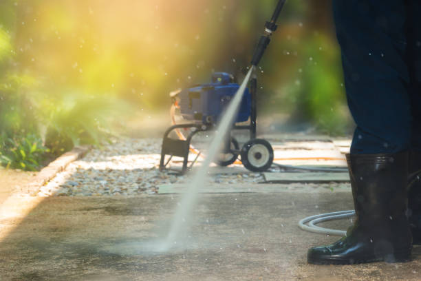 Best Patio and Deck Pressure Washing  in Baldwyn, MS